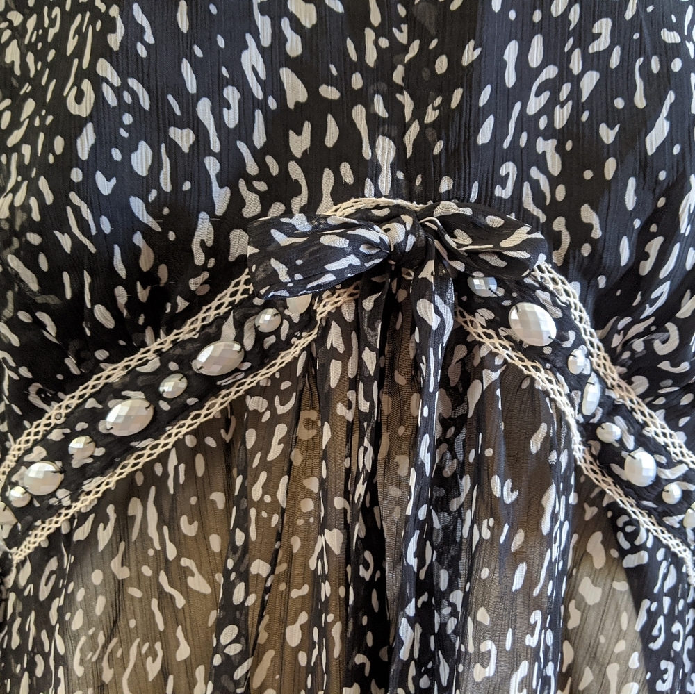 Embellished Tunic Top 2X - Picture 10 of 10